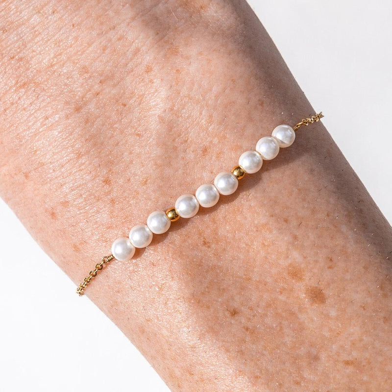 Pearl Diver Petite Bracelet